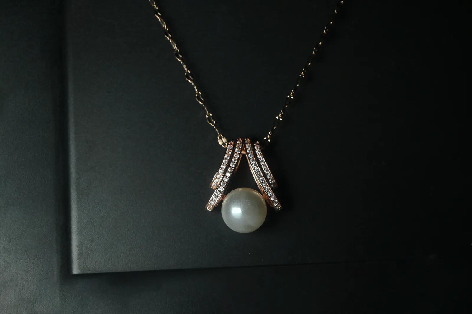 Eternal Pearl Elegance Necklace