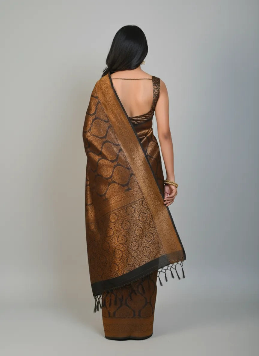 Rajvanshi Mocha Gold Banarasi Saree